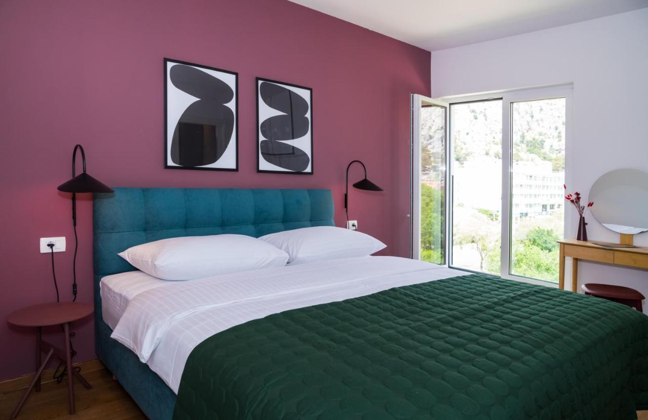 Rivus Apartments 오미스 외부 사진