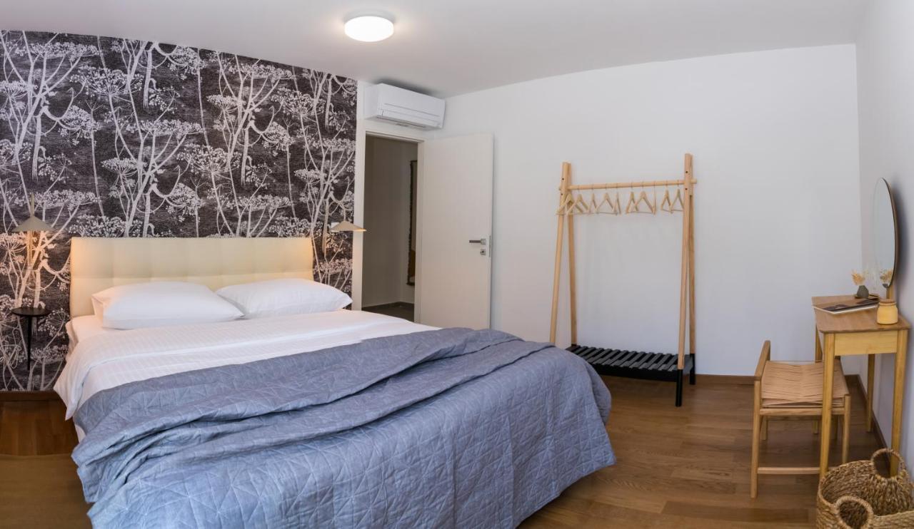 Rivus Apartments 오미스 외부 사진