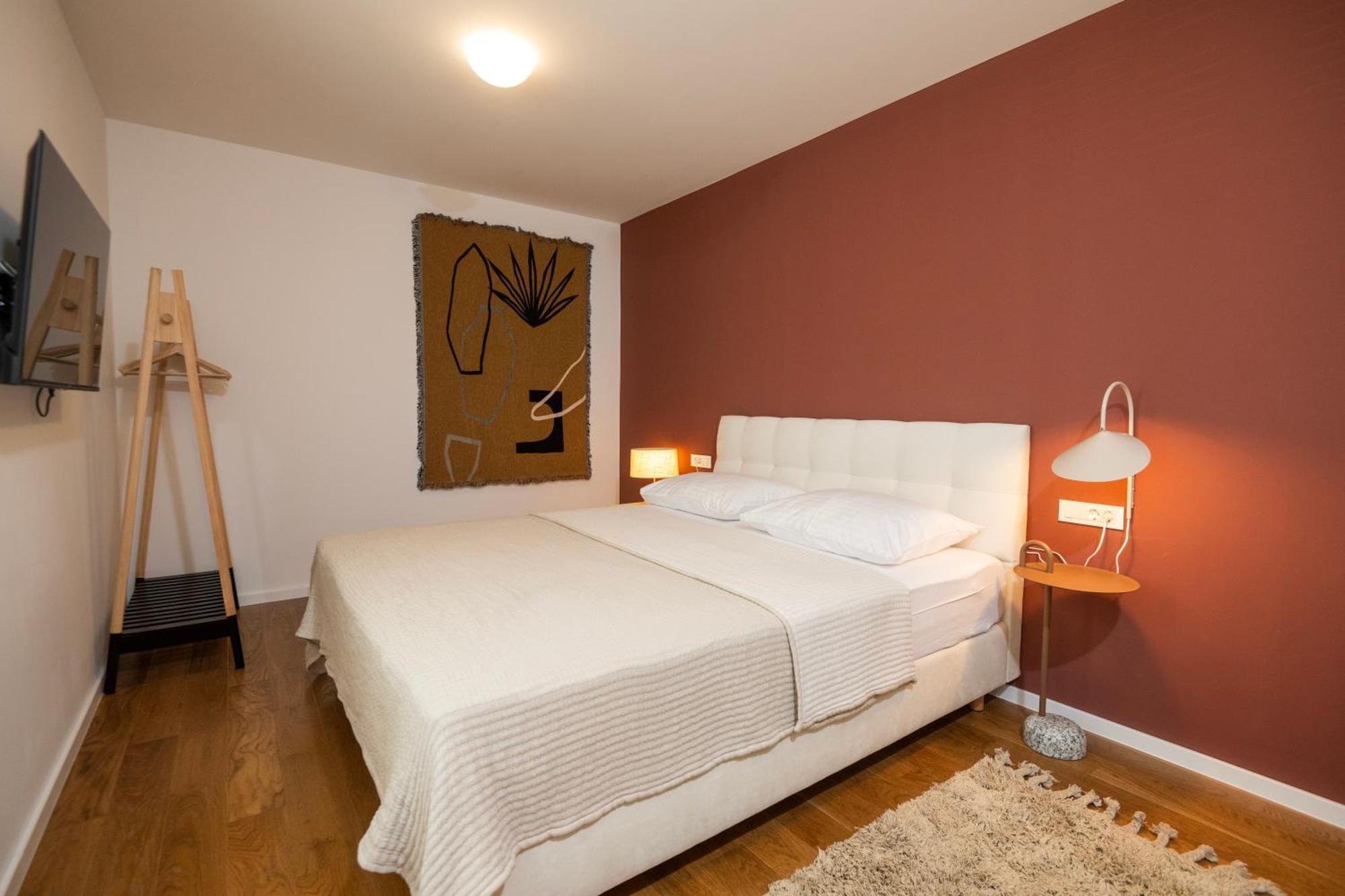 Rivus Apartments 오미스 외부 사진