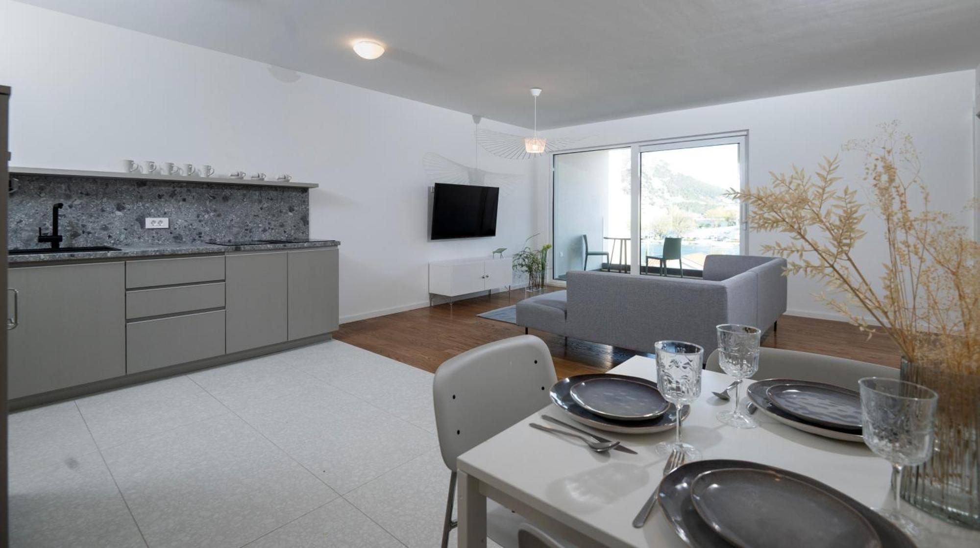 Rivus Apartments 오미스 외부 사진