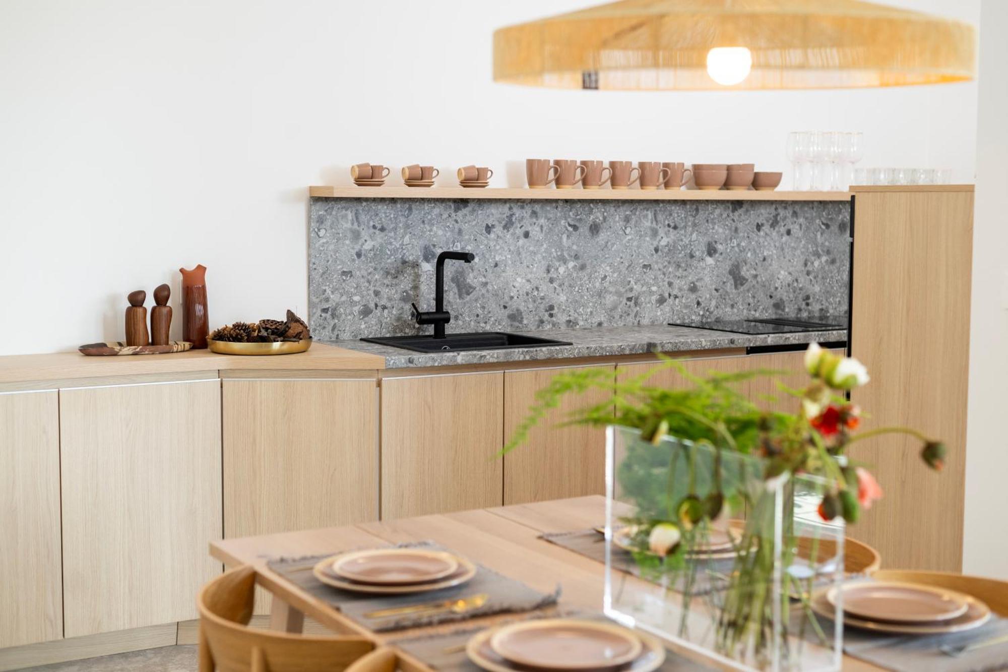 Rivus Apartments 오미스 외부 사진