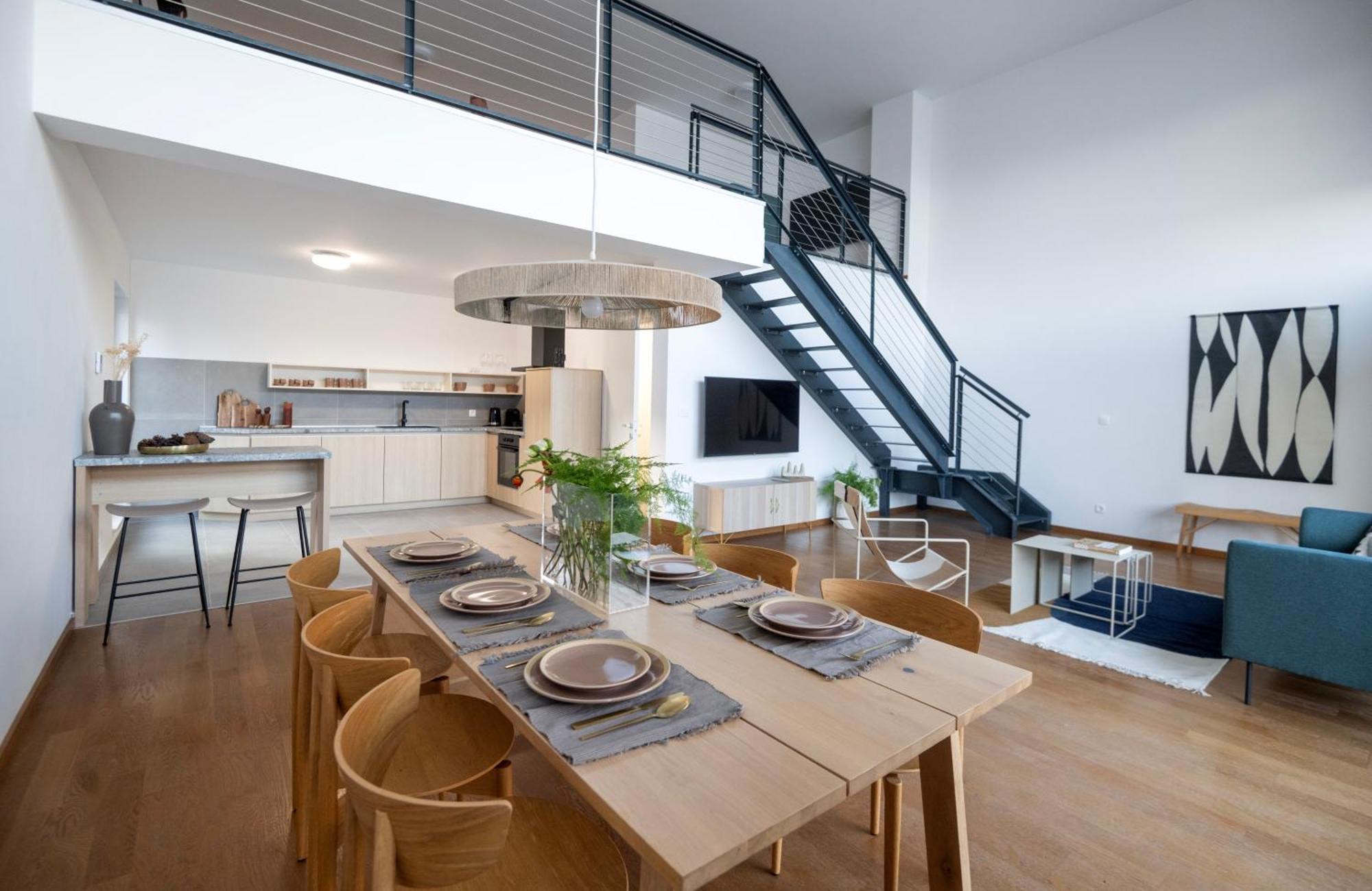Rivus Apartments 오미스 외부 사진